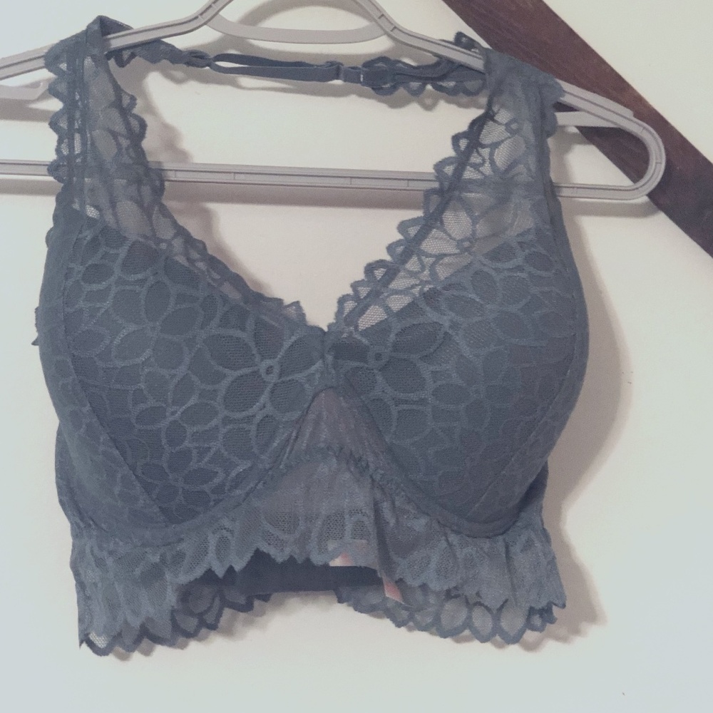 Like New Pink Victoria Secret Blue Lace Padded Bralette size L (DD)